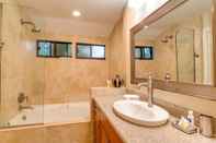 Toilet Kamar K B M Resorts: Kapalua Ridge Villas Krv-1823, Gorgeous Remodeled Large 2 Bedrooms Ocean & Golf Views, Includes Rental Car!