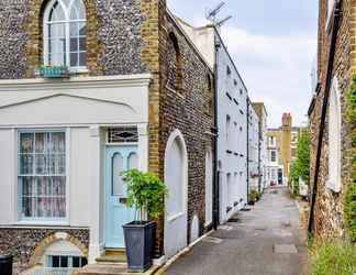 Exterior 2 Character Refurbished Cottage - Ramsgate