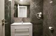 In-room Bathroom 7 Phaedrus Living Luxury Suite Nicosia 502