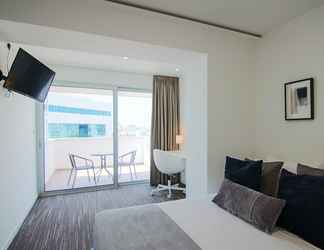 Phòng ngủ 2 Phaedrus Living Luxury Suite Nicosia 506