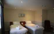 Bedroom 4 Elmham House - Pilgrim Hotel