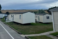 ภายนอกอาคาร Adorable Caravan in Newquay Bay Resorts Nb98