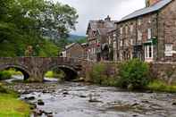 Bangunan The North Wales Gathering - Hot Tub Sleeps Up To 16