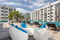 Swimming Pool Pool Views De Luxe at Arcadia Beach Resort