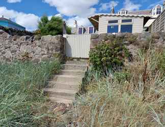 Exterior 2 Beachhaven116, Lovely Beachside House, Lower Largo