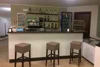 Bar, Cafe and Lounge Chalet Madonna di Viggiano