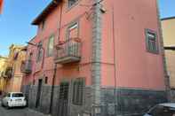 Luar Bangunan Apartment With Terrace Close to Catania, Sicily