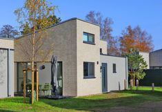 Others 5 Stunning Home in Lembruch/dümmer See With Sauna, Wifi and Indoor Swimming Pool