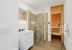 Others 3 Beautiful Home in Lembruch/dümmer See With 2 Bedrooms, Sauna and Indoor Swimming Pool