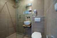 In-room Bathroom Hotel Cataleya BV