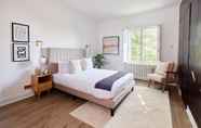 Bedroom 2 The St Johns Wood Sanctuary - Glamorous 2bdr Flat