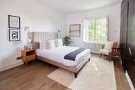 Bedroom The St Johns Wood Sanctuary - Glamorous 2bdr Flat
