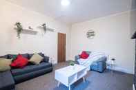 Common Space Contractor 4-bed House in Coventry