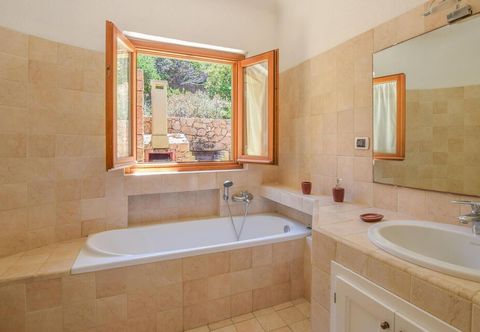 Others Amazing Home in Trinita Dagultu Vignol With 4 Bedrooms and Wifi
