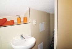 Lainnya 6 Nice Apartment in Nahetal-waldau With 1 Bedrooms and Wifi