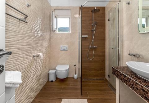 Others Amazing Apartment in Klenovica With Wifi and 1 Bedrooms