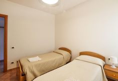 Others 4 Beautiful Apartment in Scalea With Outdoor Swimming Pool, Wifi and Indoor Swimming Pool