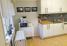 기타 3 Awesome Home in Färjestaden With 1 Bedrooms and Wifi