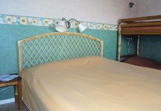 Others 3 Beautiful Home in Smålandsstenar With 2 Bedrooms