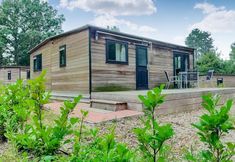 Others 3 Beautiful Home in Well With 2 Bedrooms and Wifi