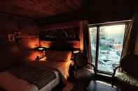 ห้องนอน Orangeloft Mushkpuri