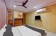 Bedroom 6 Hotel Mayura Ankleshwar