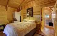 Others 2 Shire Valley Cabins, Charming Dayton Retreat (3 Options!)