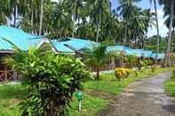 Swimming Pool Honey Moon Beach Resort