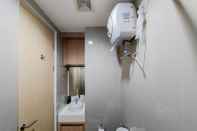 In-room Bathroom Nice And Elegant Studio At Tree Park City Bsd Apartment