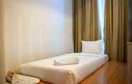 ห้องนอน 5 Nice And Cozy 1Br With Extra Room Apartment At Capitol Park Residence