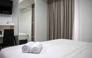 Kamar Tidur 3 Scenic And Comfortable Studio At West Vista Apartment