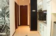 Kamar Tidur 7 Great Location And Comfy 2Br Apartment At Thamrin Residence