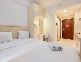 Bedroom 2 Warm And Comfortable Studio Room At Sky House Bsd Apartment