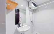 In-room Bathroom 6 Comfy And Nice Studio Casa De Parco Apartment