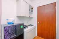 Bedroom Relaxing And Tidy Studio Gunung Putri Square Apartment