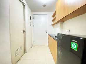 Phòng ngủ 4 Homey And Comfy Studio Apartment At Parahyangan Residence