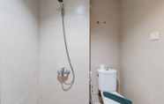 Toilet Kamar 6 Comfort And Nice 1Br At Saveria Bsd City Apartment