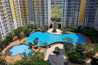 Swimming Pool Comfort Living 2Br Apartment At Springlake Summarecon Bekasi