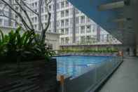 Swimming Pool Minimalist Studio Room At Taman Melati Sinduadi Apartment