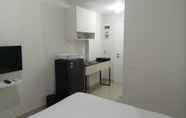 ห้องนอน 3 Comfortable And Tidy Studio At Barsa City Apartment