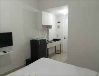 Kamar Tidur 2 Comfortable And Tidy Studio At Barsa City Apartment