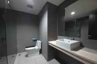 In-room Bathroom Elegant And Spacious 1Br At Patraland Amarta Apartment