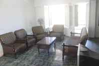 Lobby Spacious 5-bed House in Alamein With Large Garden