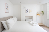 Bedroom Altido Chic & Modern 2-Bed Flat W/ Patio In Pimlico