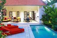 Swimming Pool Villa Harris