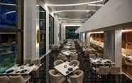 Restaurant 6 Mida Grande apartment by Lofty