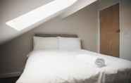 Kamar Tidur 7 Green Park House