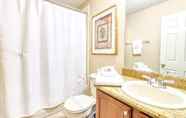 In-room Bathroom 7 Alan's Regal Palms Resort Townhome