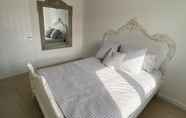 Bedroom 3 Beautiful 4 Bedroom 3 Beds House in Glasgow