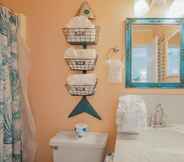 In-room Bathroom 3 Pet Friendly Condo in Gulf Shores Outdoor Pool